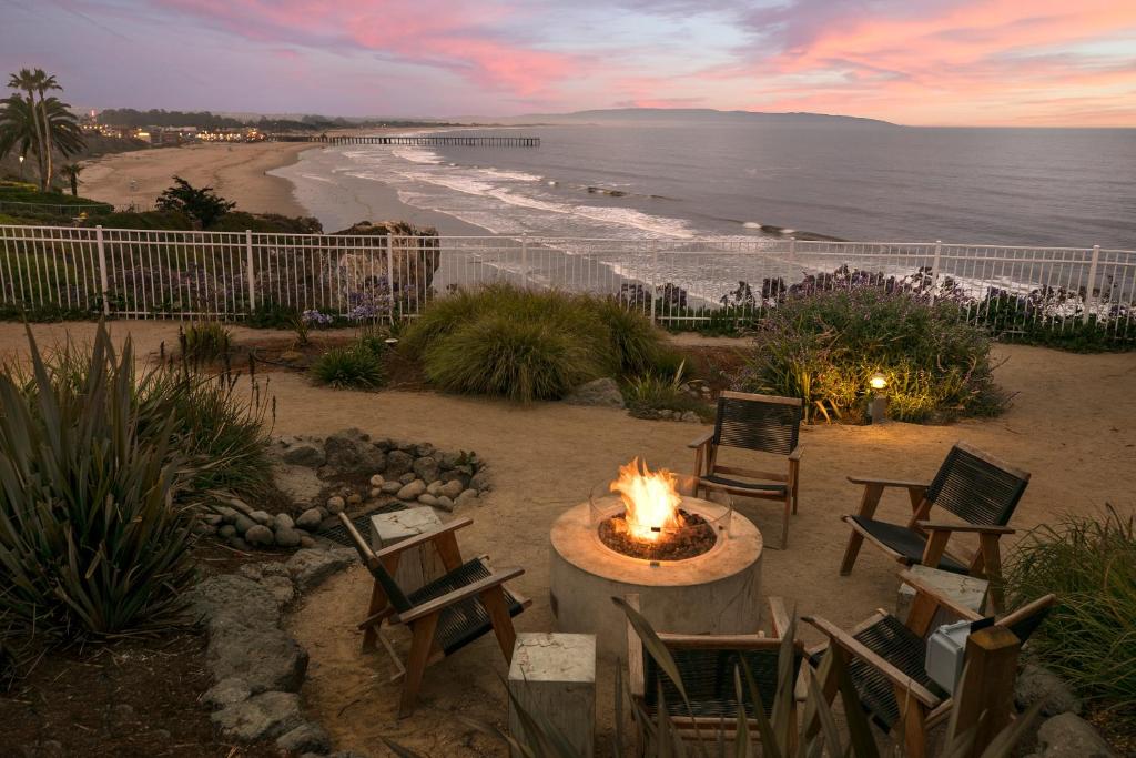 Cottage in the Sea-Pismo Beach 1