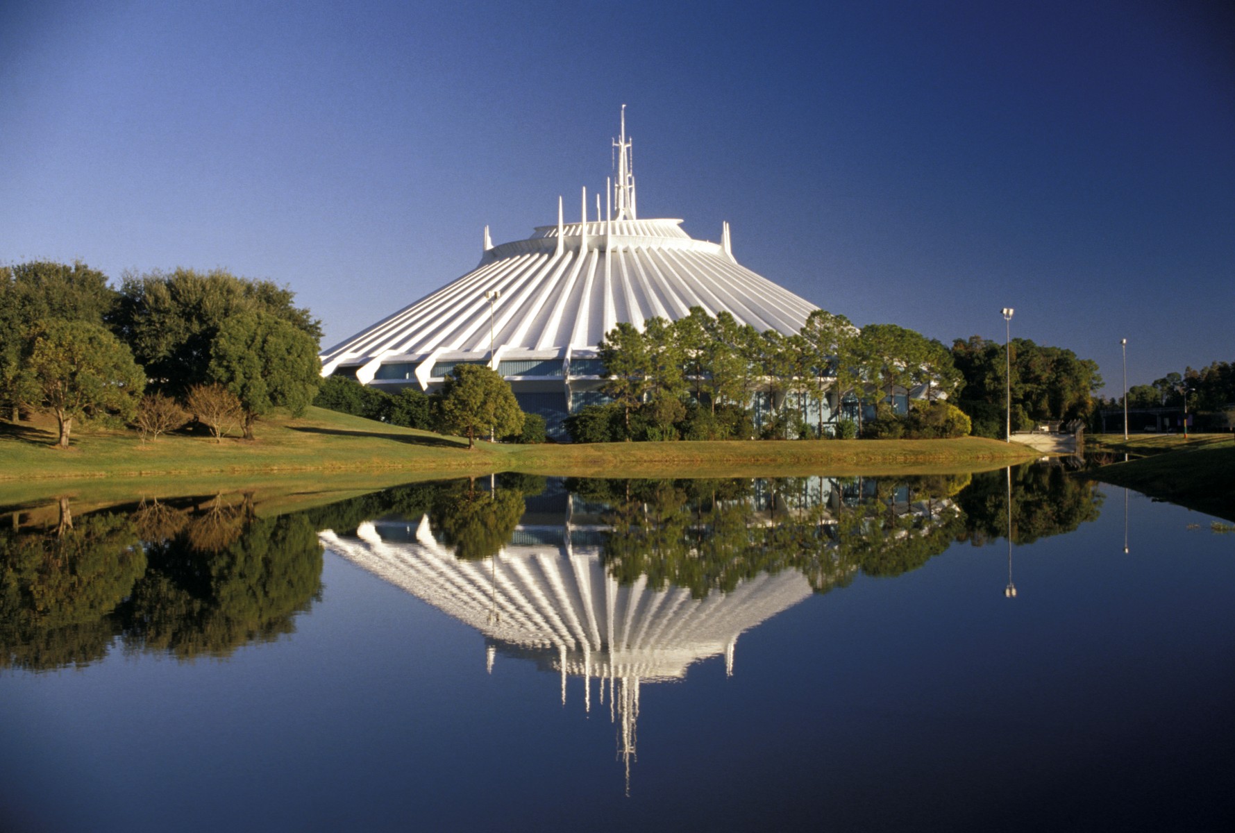 space mountain disney